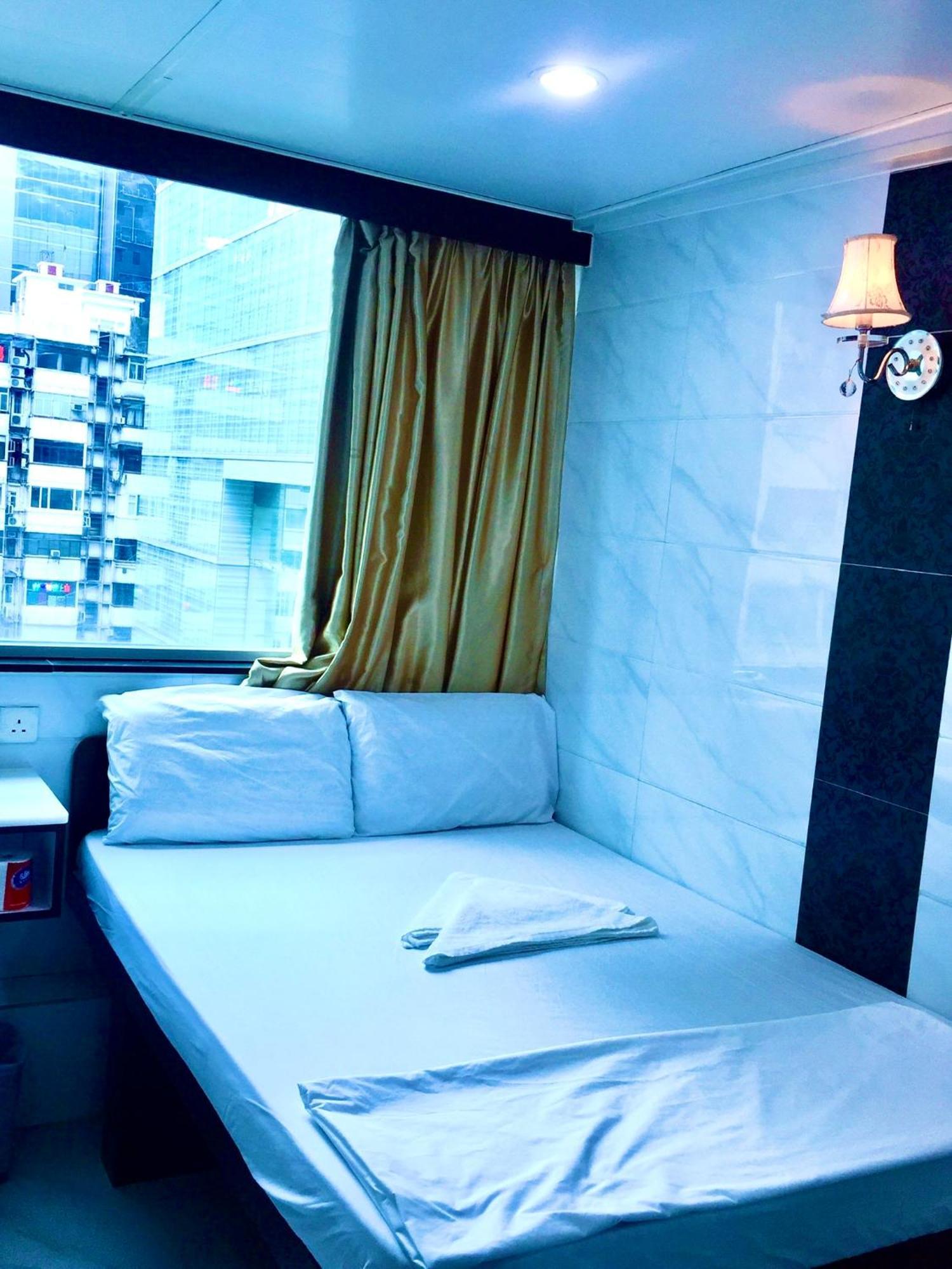 Wisma tamu Asia Inn *