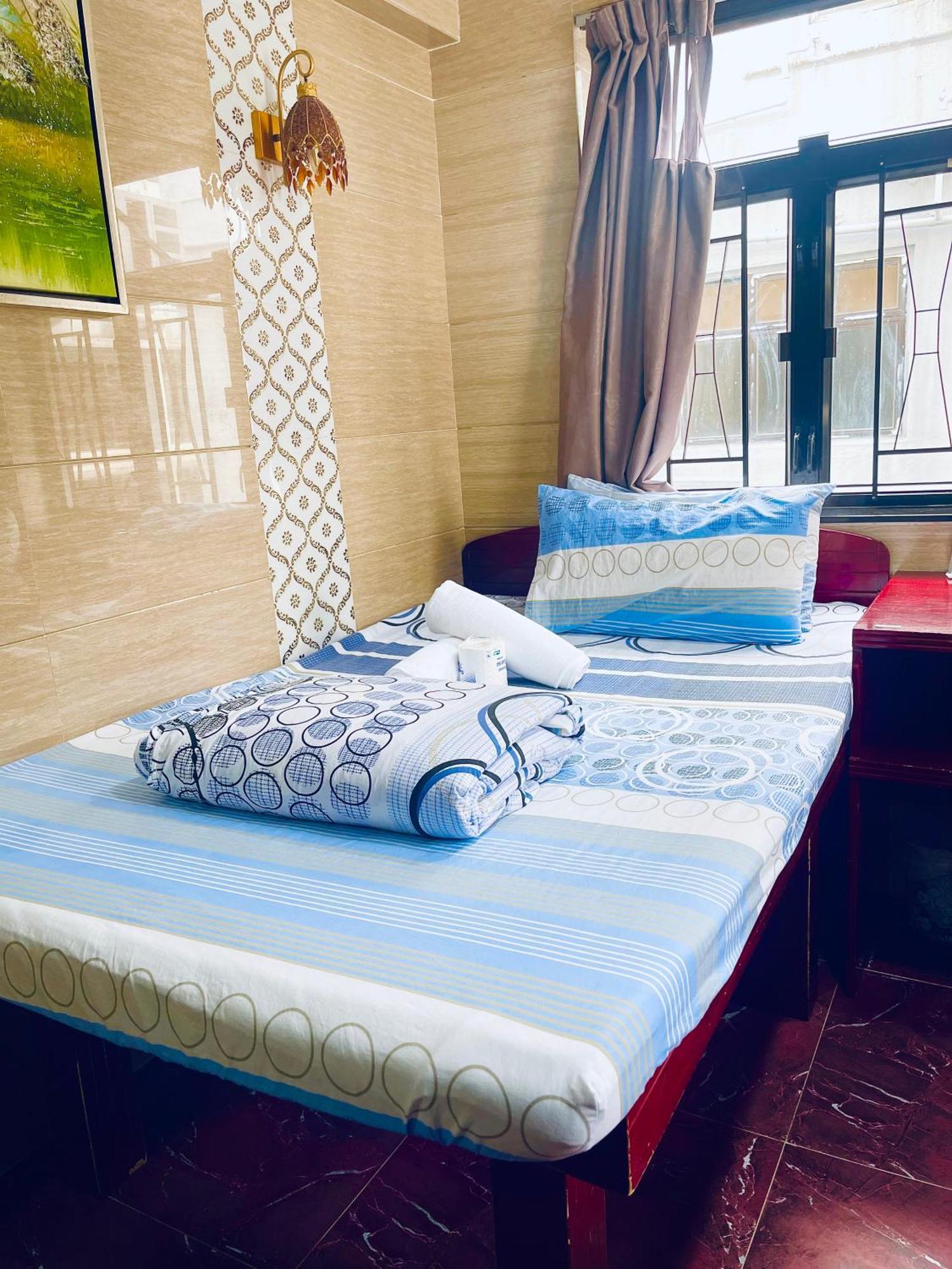 Wisma tamu Asia Inn *